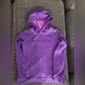 Girls Large Reebok hooded sweatshirt with pockets